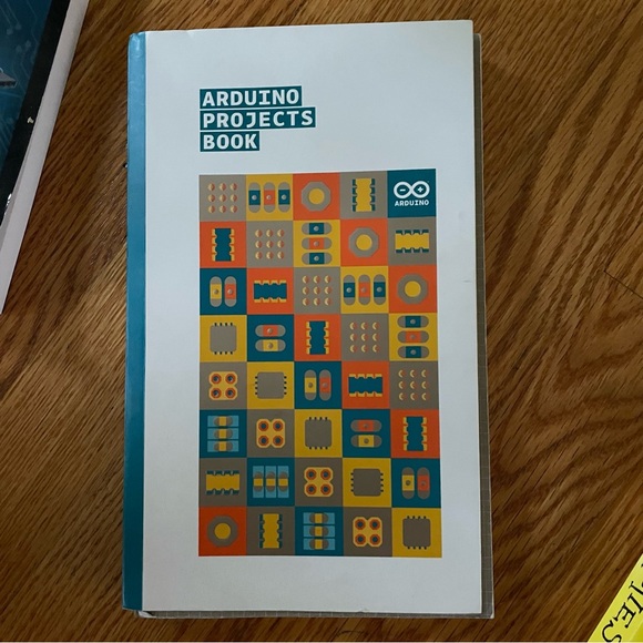 Arduino Books: Arduino Projects for Dummies, Beginning Arduino Programming, + - Picture 8 of 12